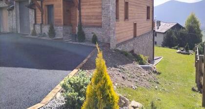 Chalets for 10 People
