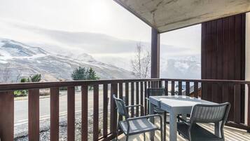 Tempat makan outdoor