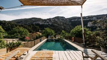 Hồ bơi trong nhà, hồ bơi ngoài trời