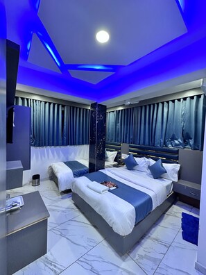 Free WiFi, bed sheets - HOTEL THE PACIFIC (Ahmedabad)