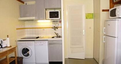 Studio for 5 People