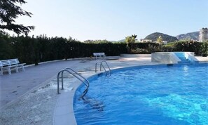 Indoor pool, outdoor pool