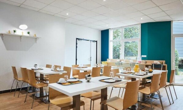 Dining - 2 Rooms 4 People (Ivry-sur-Seine)