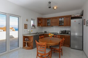 Apartment | Private kitchen | Fridge, microwave, oven, stovetop - Apartment Perina - Comfort Two Bedroom Apartment With Terrace and Sea View (Sutivan)