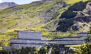 Exterior - 2 Room Cabin Apartment for 8 People (Les Belleville)