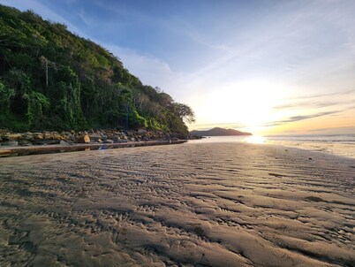 The Bay Edge Resort Kota Belud