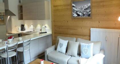 Moraine Residence