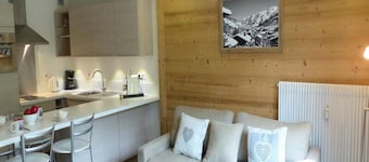 Moraine Residence