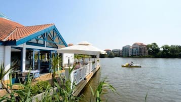 Khuôn viên nơi lưu trú