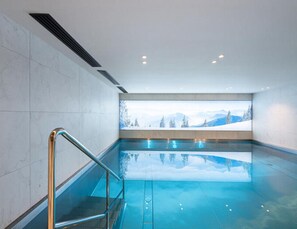 Outdoor pool, a heated pool - Stallion A Residence (Megeve)