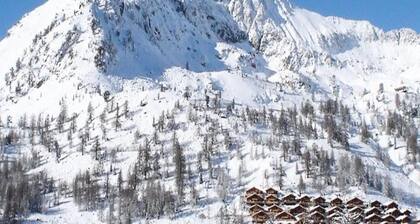 Mercantour Residence With Three Rooms