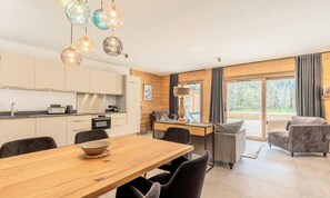 Interior - 2 Rooms for 4 People (Champagny-en-Vanoise)