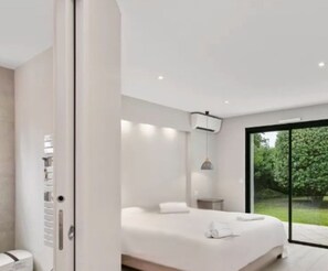 4 dormitorios, tabla de planchar con plancha, wifi y ropa de cama