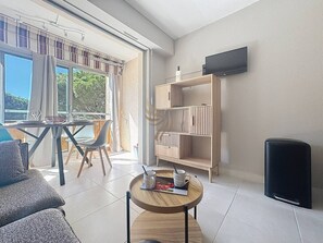 Nicht klassifiziertes Bild, 2 von 31, Schaltfläche