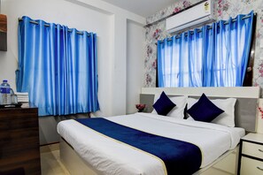 Deluxe Double Room | Free WiFi - Hotel Dream Star (Kolkata)