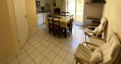 4 Rooms for 6 People