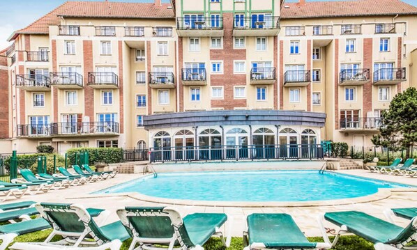 Outdoor pool - Selection Apartment 1 Bedroom (Dives-sur-Mer)