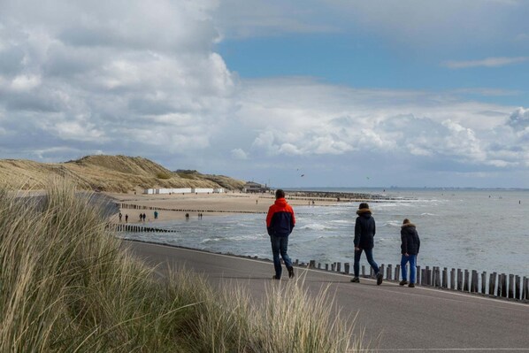 Tæt på stranden
