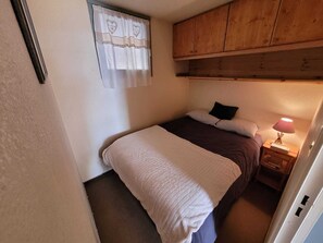 2 bedrooms, WiFi - SUPER APPARTEMANT T 2 ALPE D'HUEZ QUARTIER ECLOSE VUE IMPRENABLE EXPOSITION SUD (Huez)