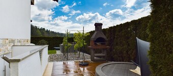 Apartamento 'Herta' con vistas a la montaña, terraza privada y Wi-Fi