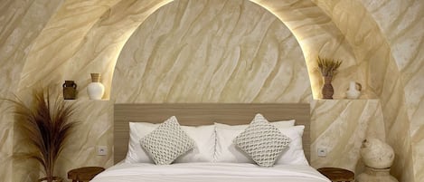 Comfort Villa, 2 Bedrooms, Private Pool | 2 bedrooms, hypo-allergenic bedding, in-room safe, desk