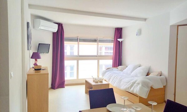 Room - 3 Rooms for 6 People (Vernet-les-Bains)