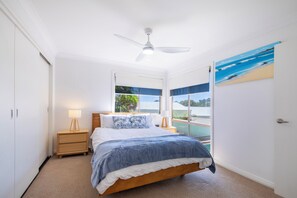 3 soverom, strykejern/-brett, reiseseng for barn og wi-fi