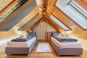 4 bedrooms, free WiFi, bed sheets