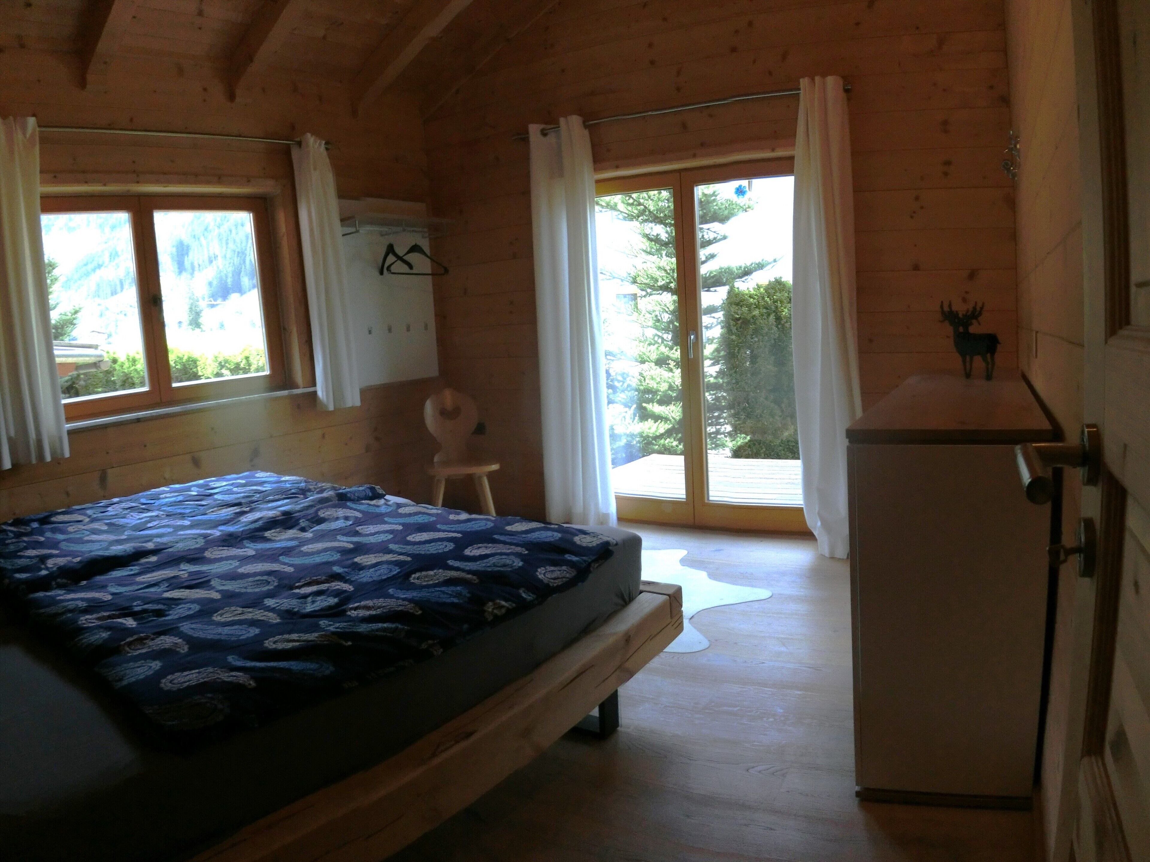 3 habitaciones, wifi gratis y ropa de cama 