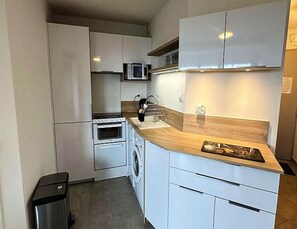 電冰箱、微波爐、烤箱、洗碗機