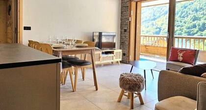 Residence Les Aiguilles With Four Rooms