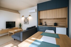 Deluxe Apart Daire | Özel mutfak | Mini buzdolabı, espresso kahve makinesi, elektrikli su ısıtıcısı