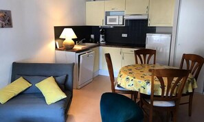 Interior - Residence Ferme De Louise for 8 People (Guchen)