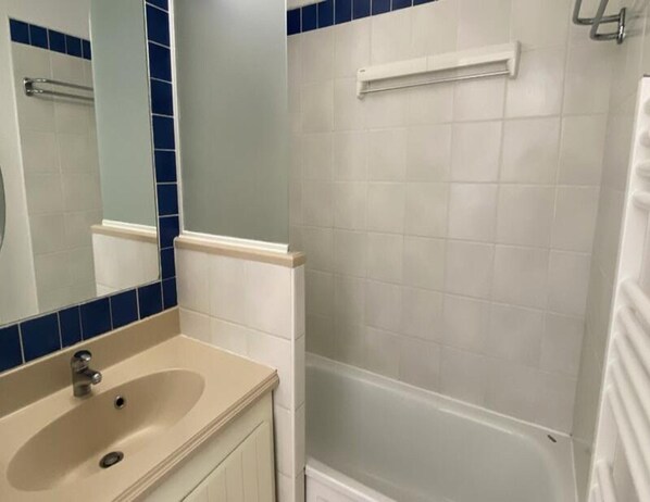 Towels - Navy Blue Residence With two Rooms (Lacanau)