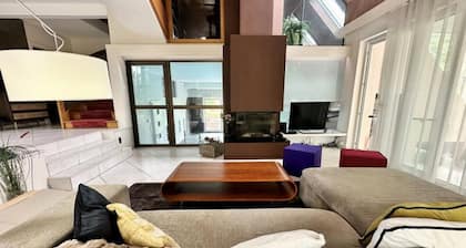 Houses & Villas for 7 People