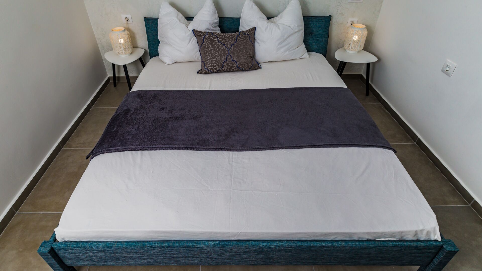 4 chambres, fer et planche à repasser, Wi-Fi gratuit, draps fournis