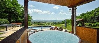 Oldwine House Ložnjak by Villas Guide