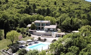 Exterior - Houses & Villas for 10 People (Auribeau)