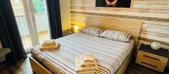 Charming 2-bedroom apartment in marvelous Bassano del Grappa with WiFi, AC