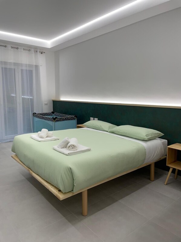 1 多间卧室、WiFi、床单