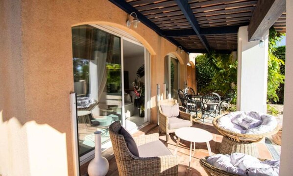 Terrasse/gårdhave