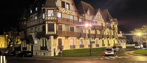 Extérieur