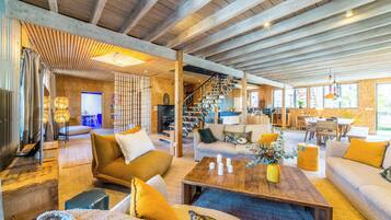 Smart TV, fireplace, printers