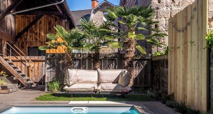 Exceptional urban loft with swimming pool: the ideal address for a dream vacation.