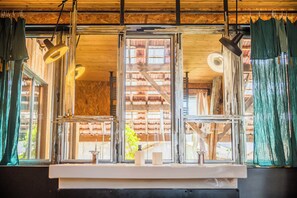 Interior - Exceptional urban loft with swimming pool: the ideal address for a dream vacation. (Brive-la-Gaillarde)