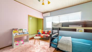 4 bedrooms, WiFi, bed sheets