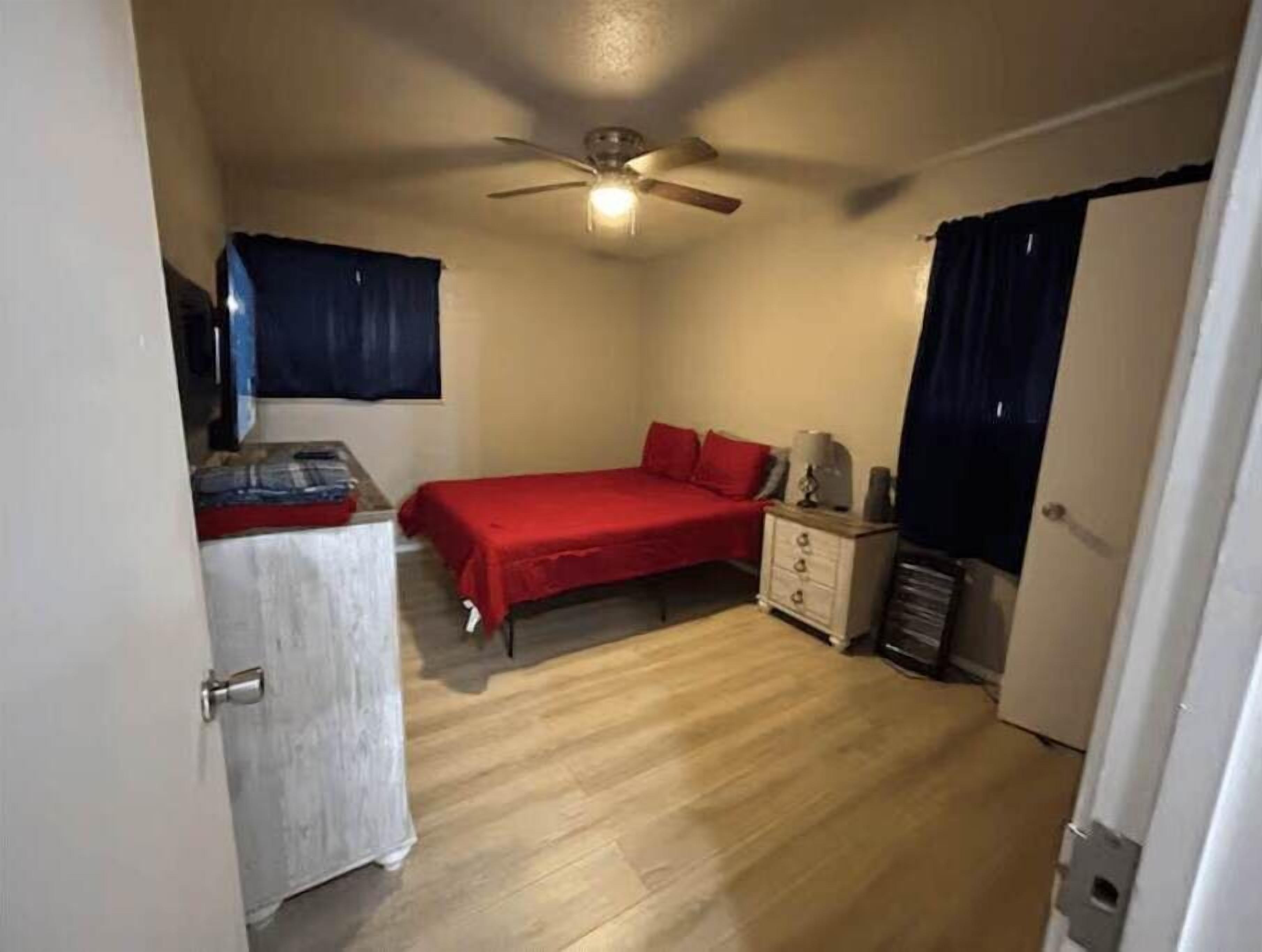 1 bedroom, WiFi, bed sheets