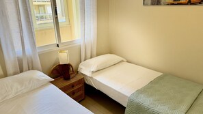2 bedrooms, iron/ironing board, free WiFi, bed sheets - CARLTON 5 Beachfront with large terrace (Denia)