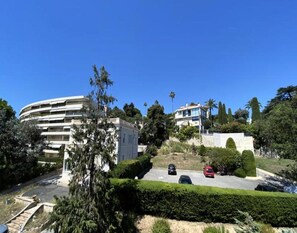 Exterior - Exceptional Cannes Apt With Sea View & Pool (Cannes)