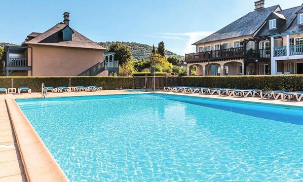 Pool - 2 Room Apartment for 5 People - Comfort (Argentat-sur-Dordogne)